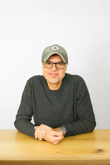 staff_photo_oliver_schwung