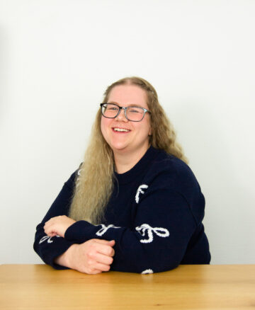staff_photo_julia_grote